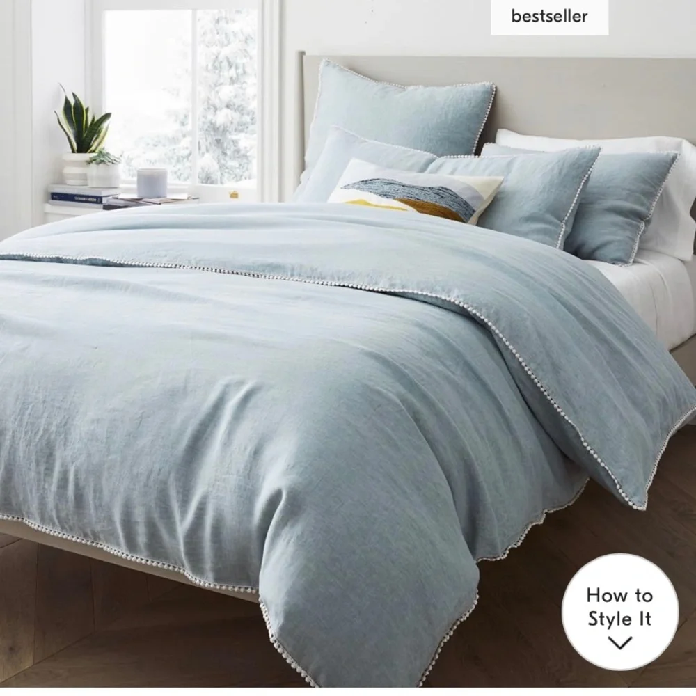 New, never used, West elm queen duvet cover.